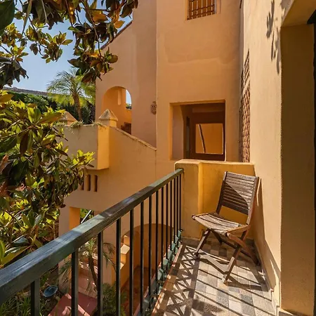 アパート Luxury Marbella エステポナ