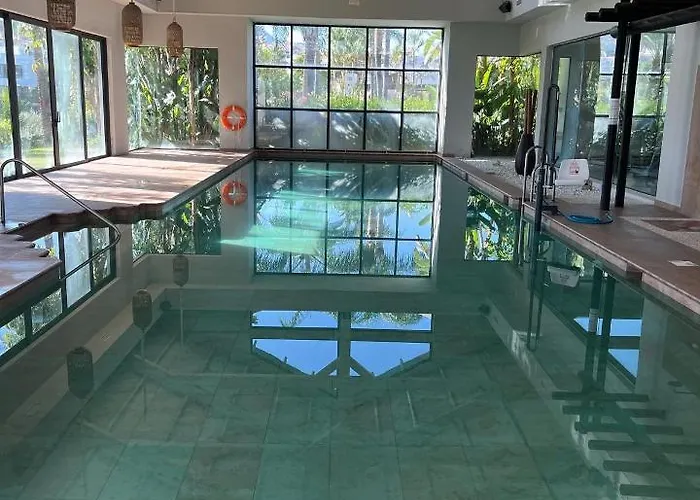 Luxury Marbella * エステポナ