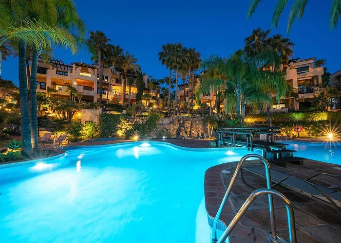 Luxury Marbella * 埃斯特波纳